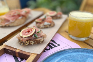 Expedito Bar lança menu especial de brunch aos sábados