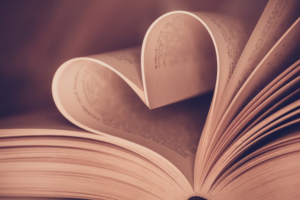 Locais para apreciar poesia, saraus e encontros literarios em São Paulo