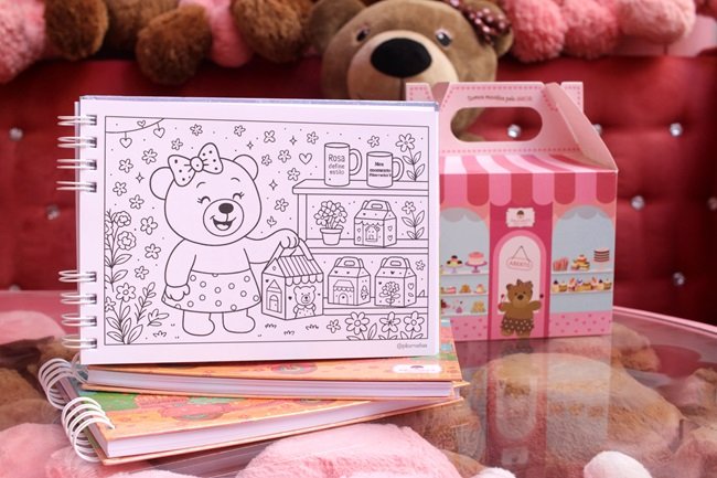 PikurruchA’S amplia cardápio e lança livro de colorir 