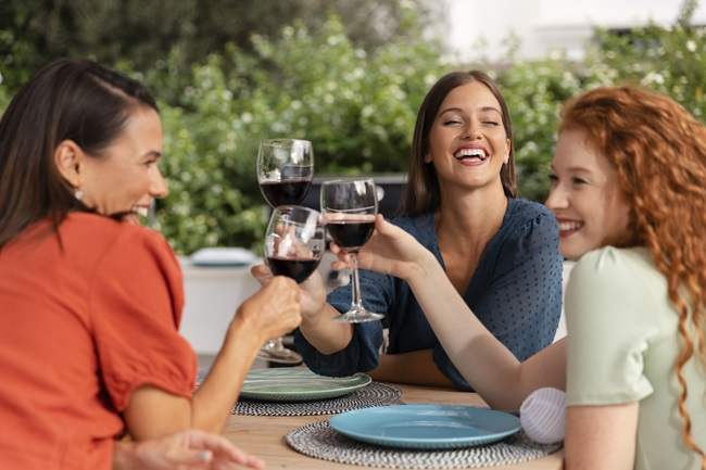 Vinhos para brindar o 14 de julho com elegância