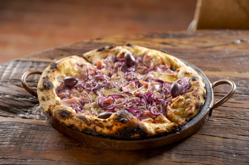 Sabores criativos de pizza na Casa Cascais
