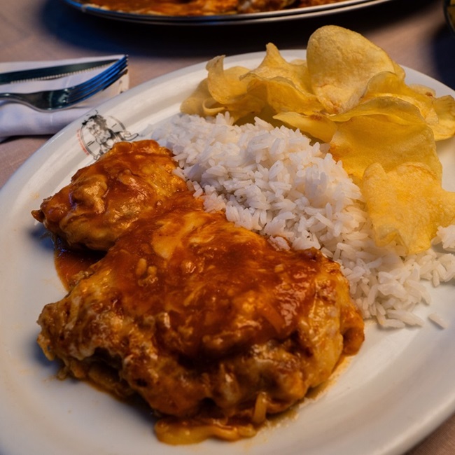 Quem resiste ao filé à parmegiana?