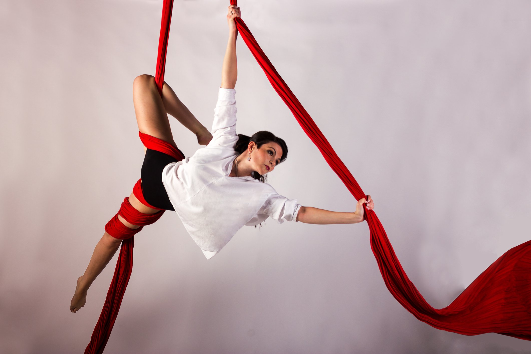 Tecido acrobático em academias