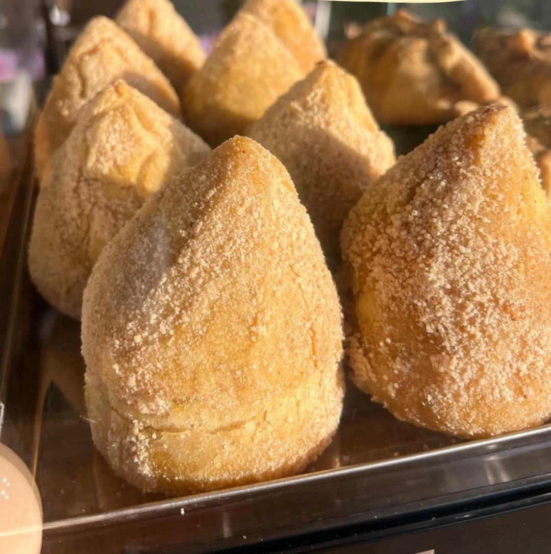 Chocolates, doces e salgados são boas opções de produtos veganos | Foto: divulgação