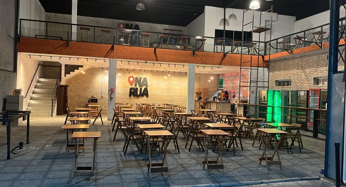 NaRua Gastro Bar abre com samba e lazer