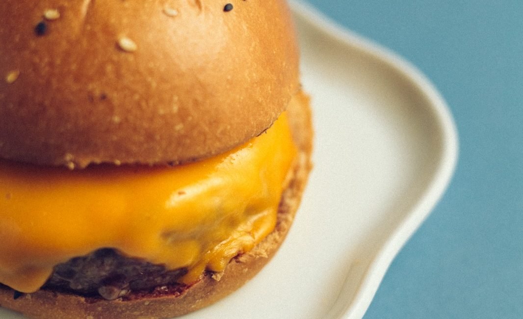 “Hambúrguer e Carménère” é atração no Scar