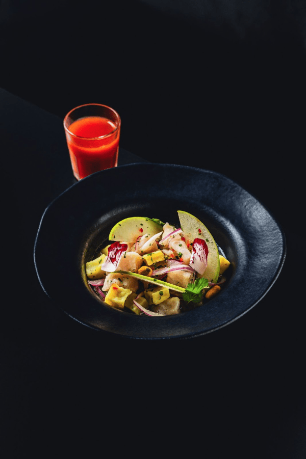 Refúgio sonoro une bar, restaurante e galeria