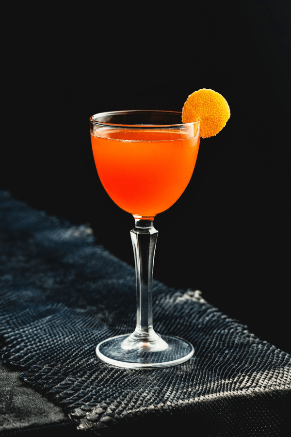 Refúgio sonoro une bar, restaurante e galeria