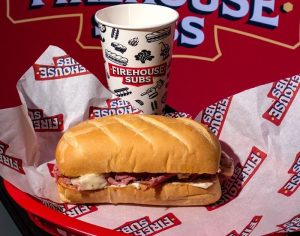 Diversão e sabor na Firehouse Subs