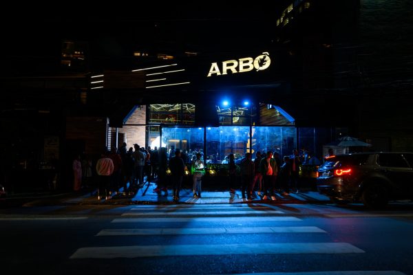 Natureza e futurismo se encontram no Arbô Club