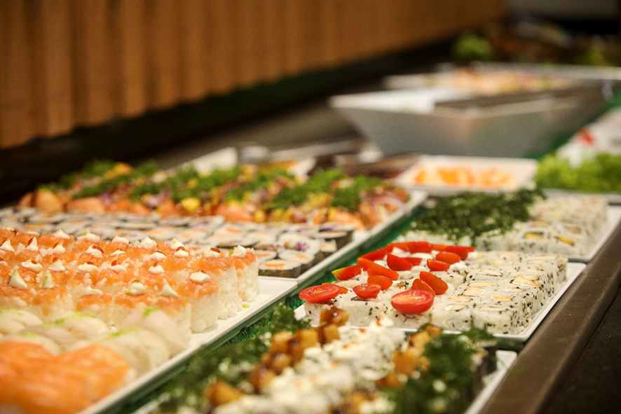Sabor oriental em destaque no mês do sushi