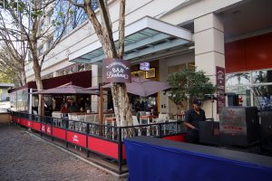 Tributo celebra um ano do Bar Brahma