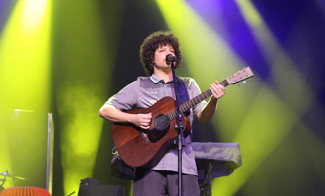 Chico Chico - Let It Burn / Deixa Arder!”