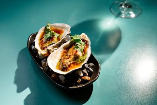 Onde comer peixes e frutos do mar em SP