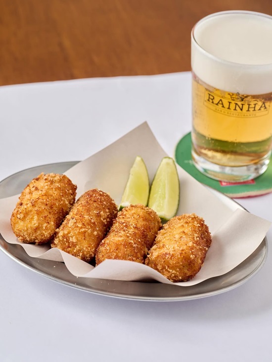 10 bares na capital para curtir o happy hour