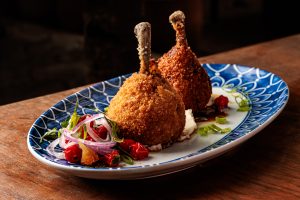 Imbuia Bar agita Pinheiros com inauguração