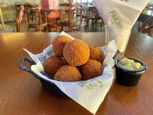 Bar Paulino brinda o samba e o sabor em festival