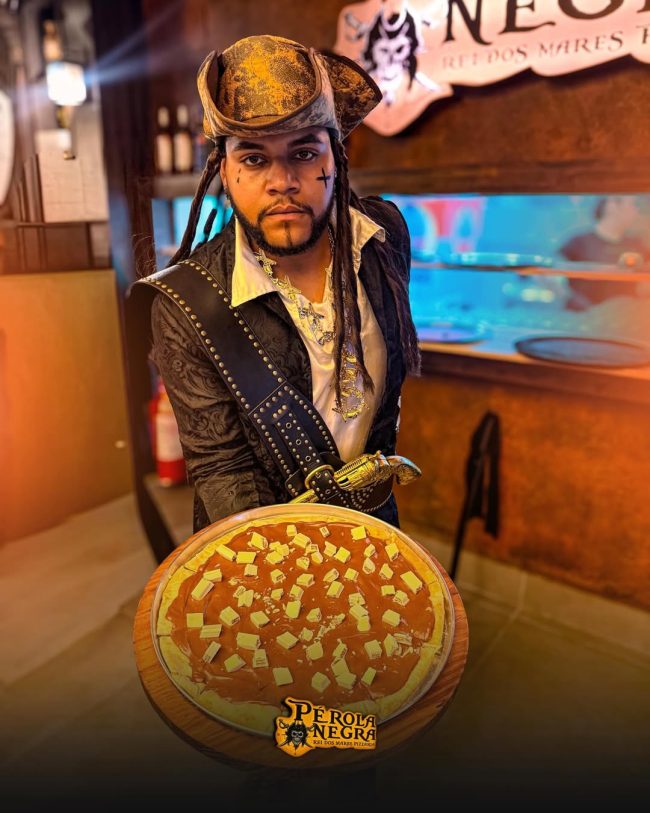 Aventura à mesa na Pérola Negra