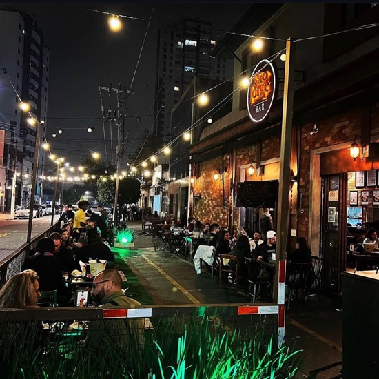 10 bares na capital para curtir o happy hour