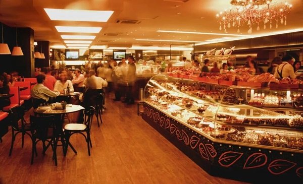 Lugares abertos para comer no Natal e no Ano Novo