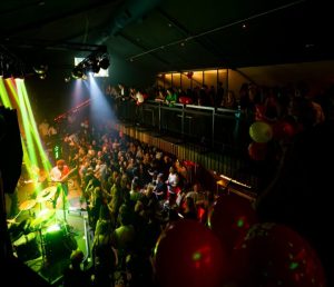 A programação aposta em pop e rock