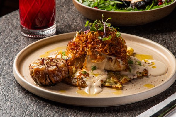 Casa Manish inaugura em Pinheiros com cozinha árabe autoral