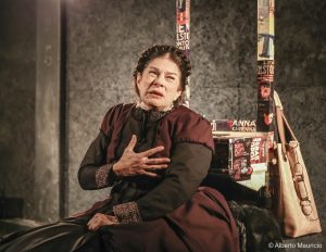 Só Vendo Como Dói Ser Mulher do Tostói