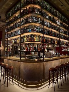 Restaurante de 1.600 m² chega a complexo de luxo