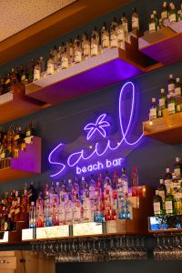 Saul Beach Bar propõe verão mais leve