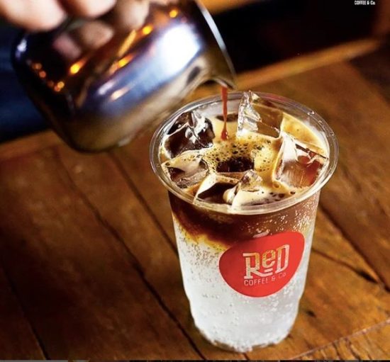 Bebidas leves para refrescar os dias quentes