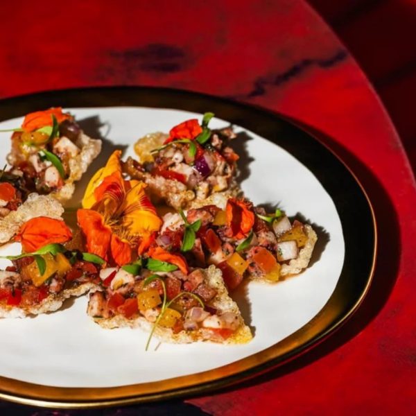 Iccarus inaugura bar-balada no topo da cidade