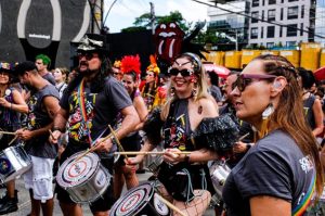 Bloco do Rock SP leva Supla ao pré-Carnaval
