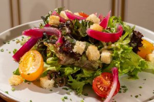 Clássicos franceses ganham nova leitura no executivo