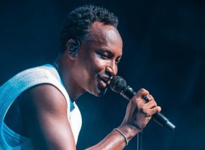 Thiaguinho - Bem Black