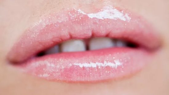 Moda, maquiagem e unhas: o estilo de 2026