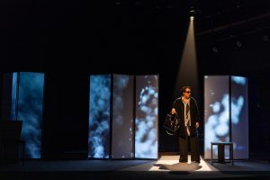 A Procura de uma Dignidade