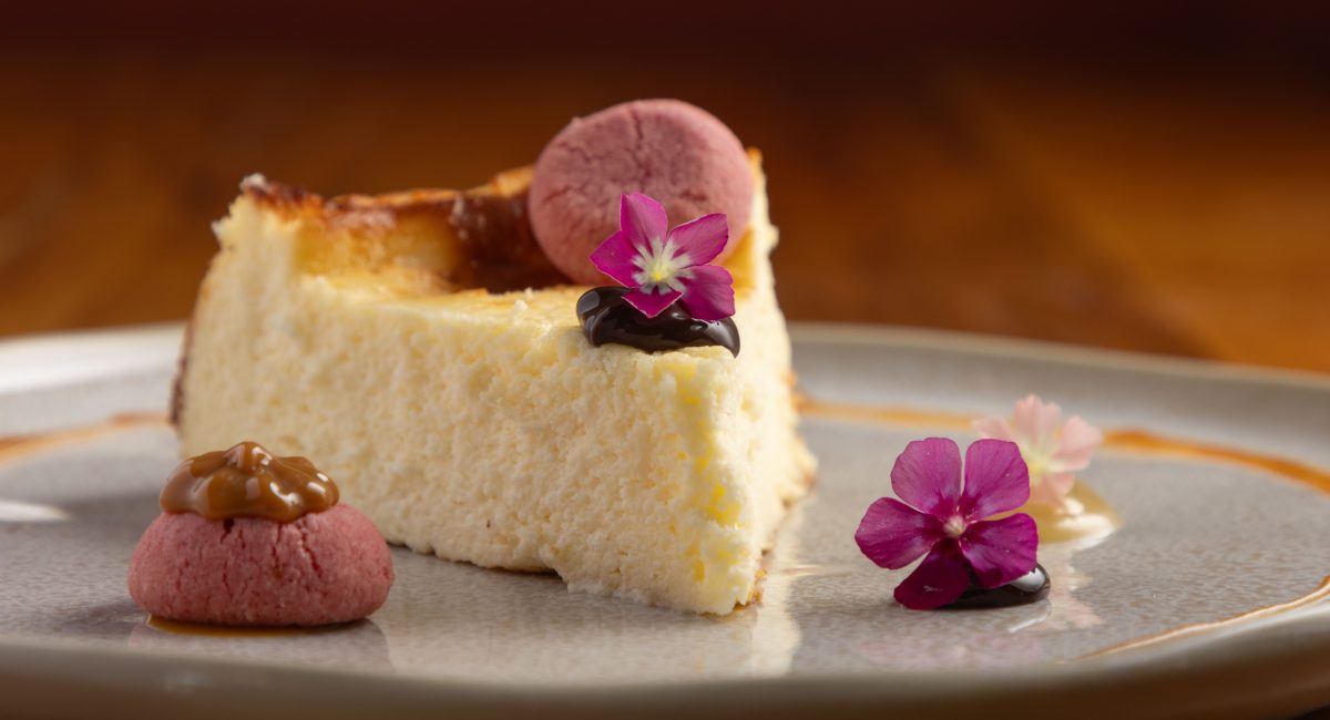 Cozinha ibérica autoral em novo endereço