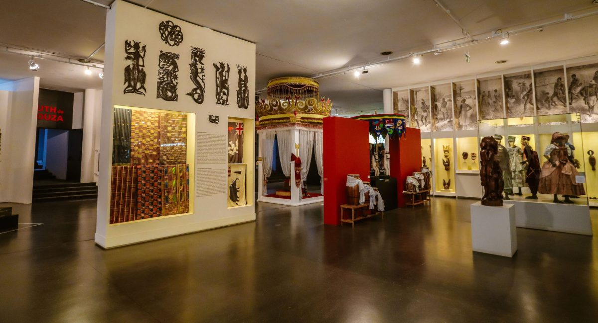 Padê - sentinela à porta da memória