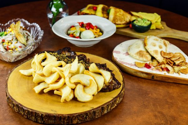 “Noites Latinas” levam sabores do continente à mesa