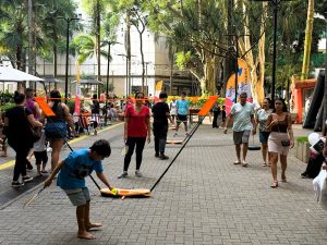 West Plaza - Tarde de Lazer no Boulevard