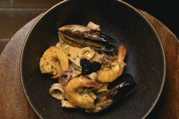 Carbonara: tradição e novas versões no prato