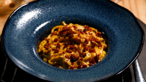 Carbonara: tradição e novas versões no prato