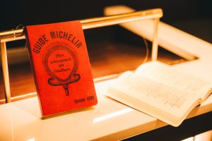 Guia Michelin 2026 celebra sabores do Brasil