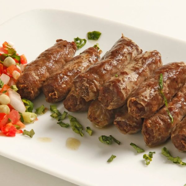 Festa libanesa reúne música, dança e sabores