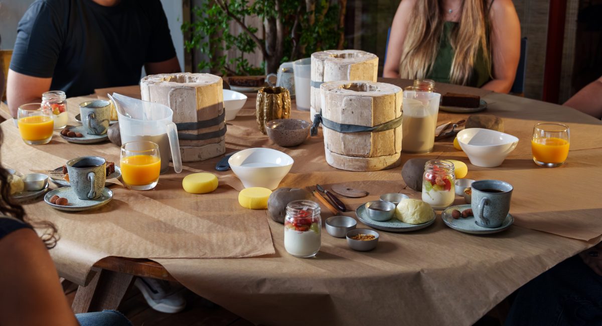 Experiência une cerâmica e brunch no Dia das Mães