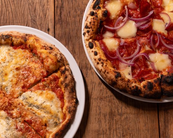 Di Bari recebe premiado pizzaiolo Ciccio Vitiello