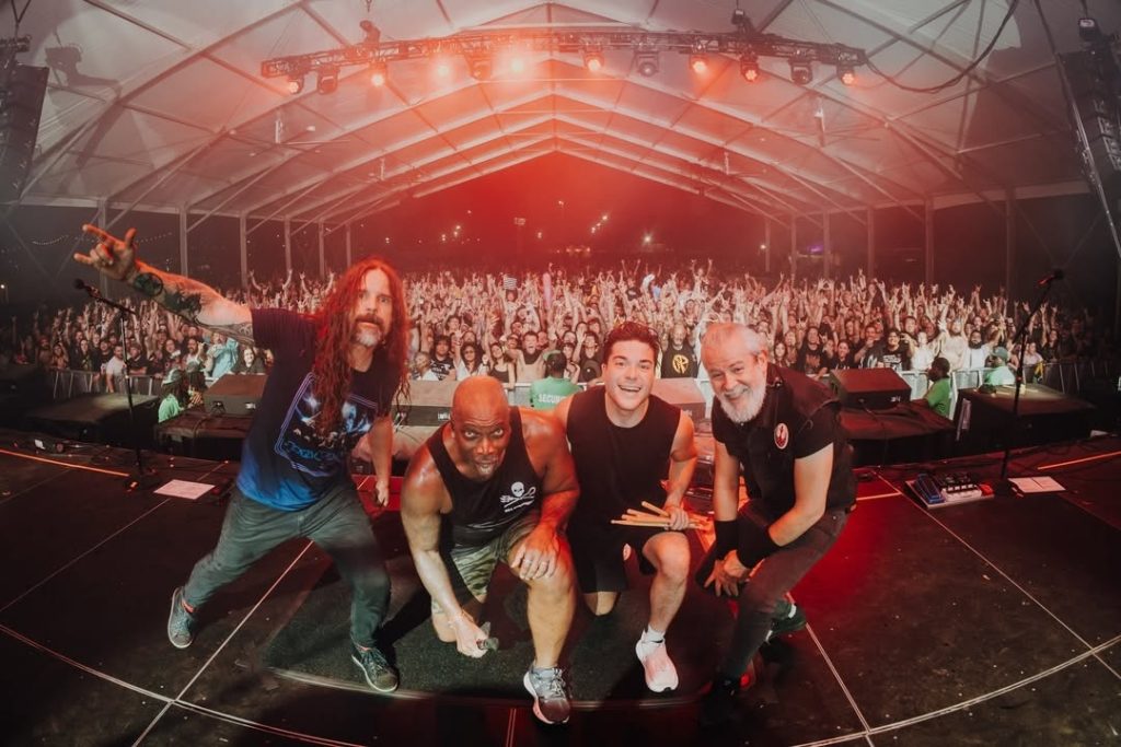 Sepultura, Celebrating Life Through Death