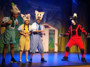Os 3 Porquinhos e o Lobo Mauuu
