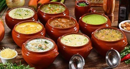 11 endereços para se aquecer com caldos e sopas