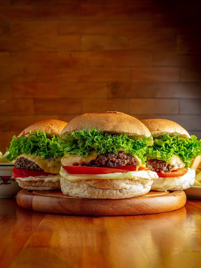 15 lugares para comer hambúrguer em SP
